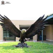 Outdoor Garden Bronze Animal Sculptures Eagle Statues for Decoration